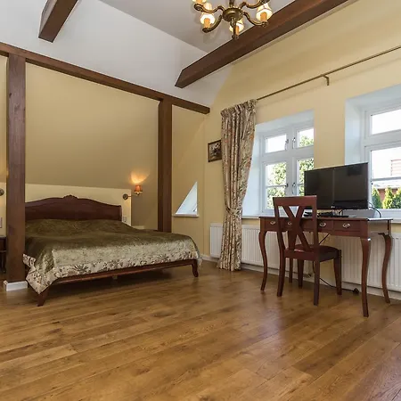 1956 * Паланга