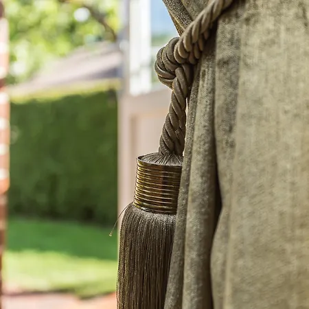 Апартаменты 1956 *