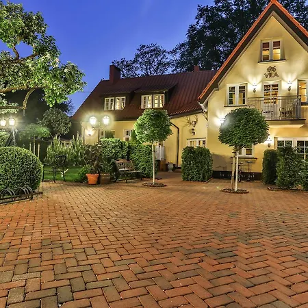 1956 Апартаменты