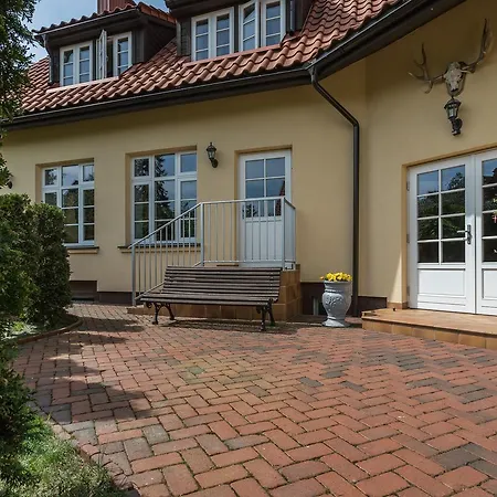 1956 * Паланга